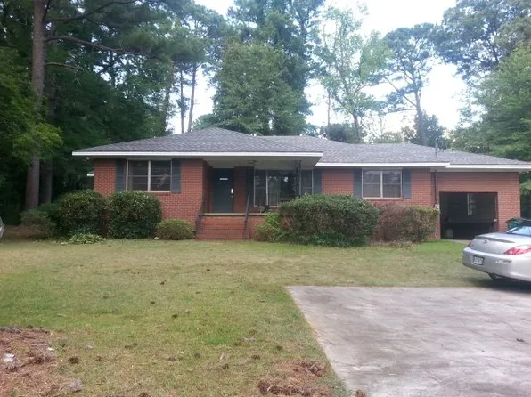 723 Winchester Cir, Macon, GA 31210