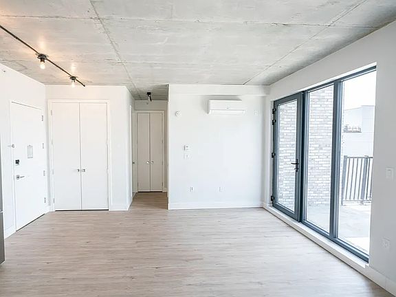 5th image of 815 Flatbush Ave #Penthouse 4
