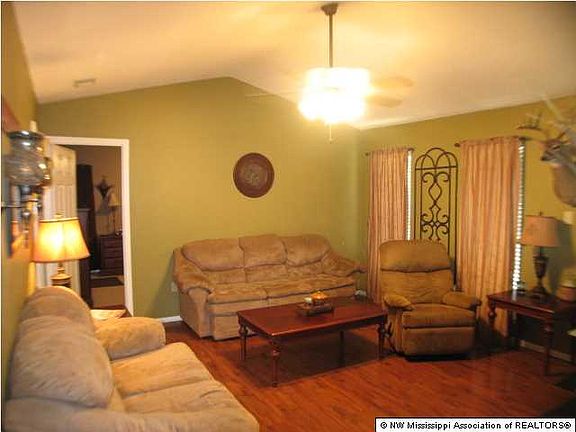 4th image of 10215 Williford Dr