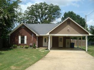 10022 Yates Dr, Olive Branch, MS 38654