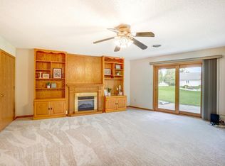 1501 3rd St SW APT 206, Waverly, IA 50677