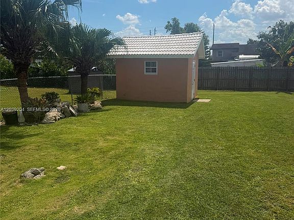 5th image of 12150 SW 213th Ter