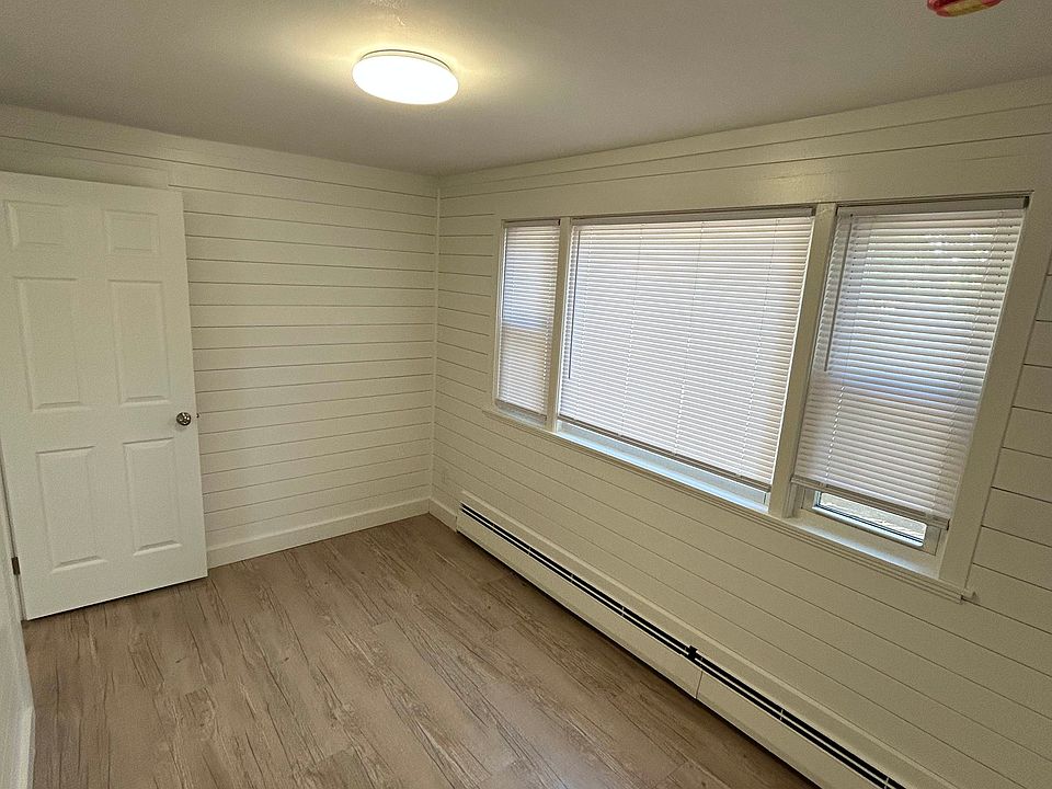 Bedroom #1