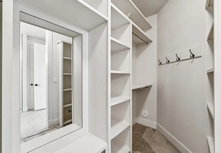 3243 S Sedgebrook Ln — Photo 23