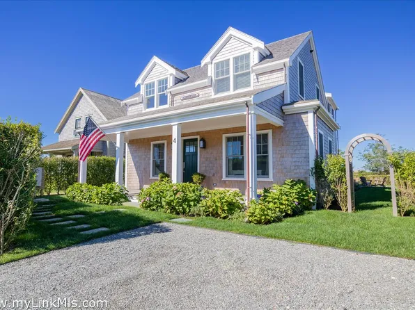 4 Hydrangea Ln, Nantucket, MA 02554