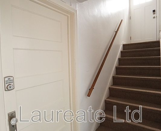 3rd image of 2425 S Humboldt St #B