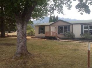 2000 Sleepy Hollow Loop, Grants Pass, OR 97527