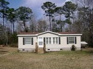 876 Wildwood Cir, Hampstead, NC 28443
