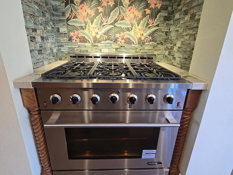 Kitchen stove
