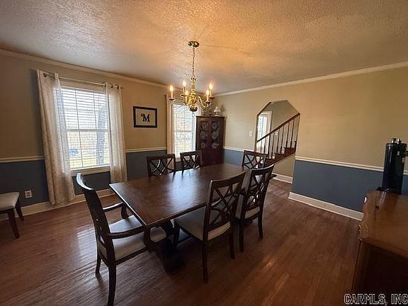 4th image of 32 Parker Dr