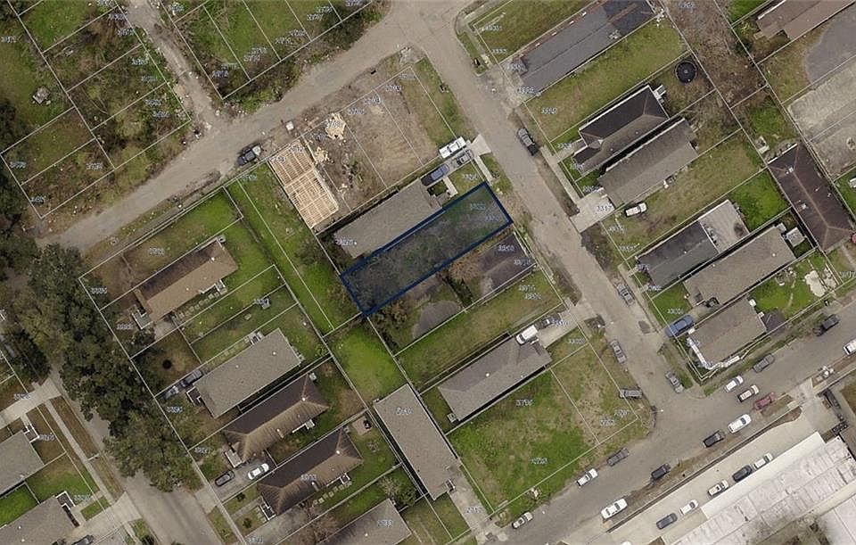 2nd image of 3320 4th St