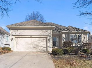 7916 W 118th Ter, Overland Park, KS 66210