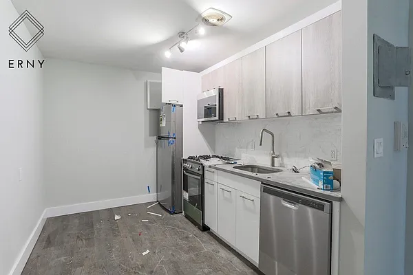 Rented by Pinn Realty | media 30