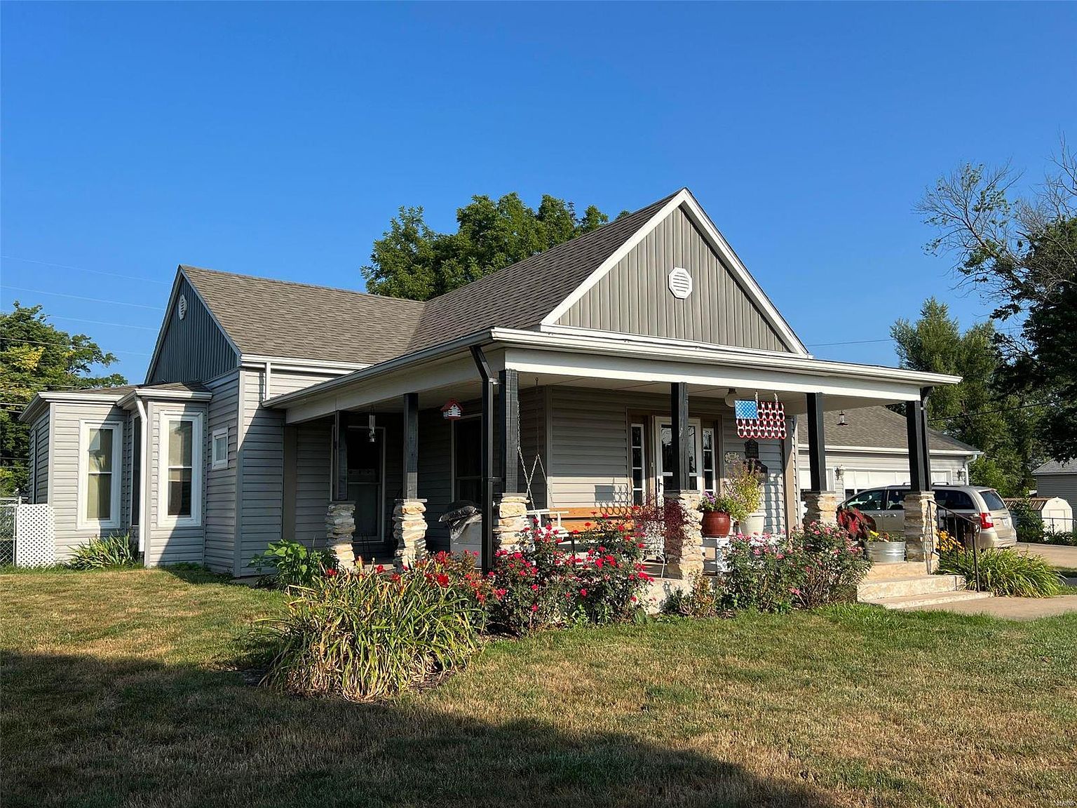 808 N Main St, Palmyra, MO 63461 Zillow