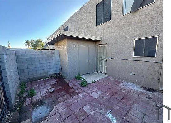 4th image of 6140 W Townley Ave