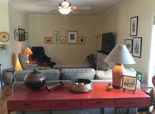 454 Riverwind Dr, Hendersonville, NC 28739