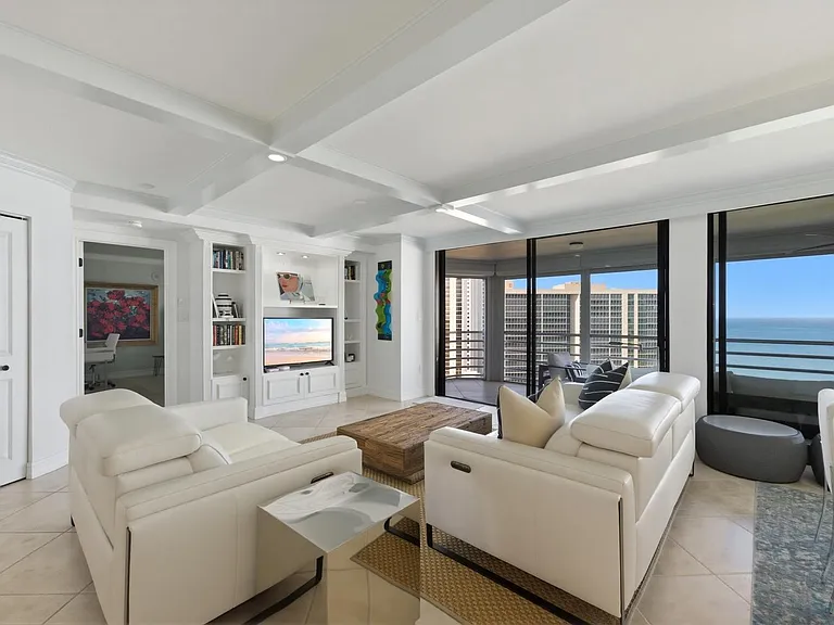 4751 Gulf Shore Blvd N #Penthouse 7 — Photo 8