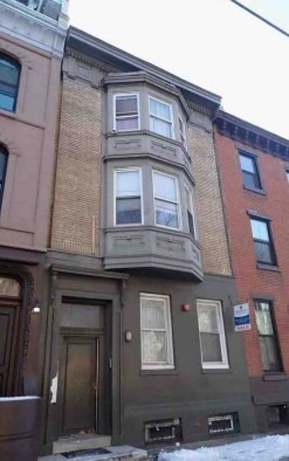 1st image of 1726 W Girard Ave