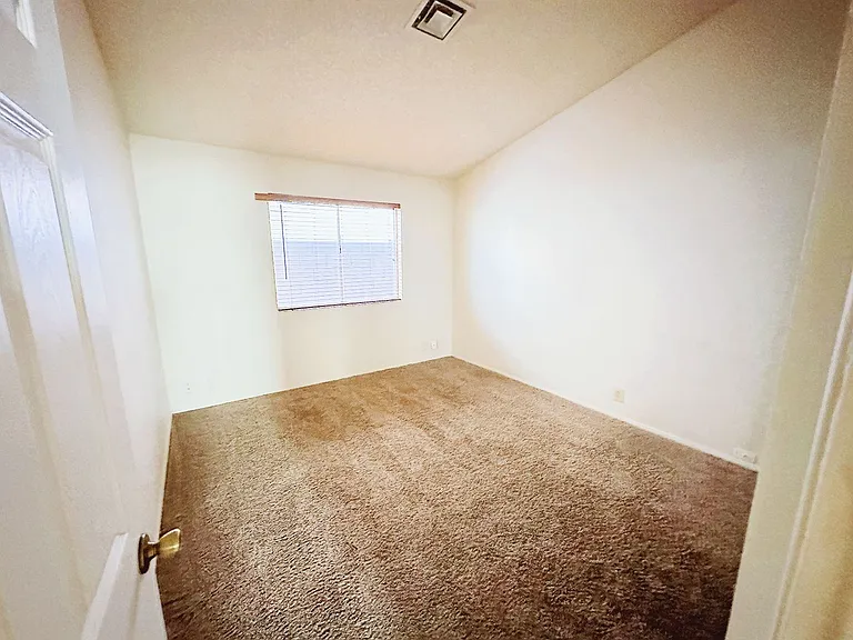 11050 N 111th Way — Photo 10
