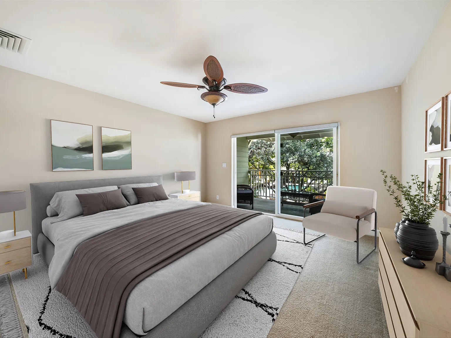 3 bed, 1625 sqft, $4,900 — Photo 4