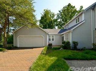 1542 Walpole Dr, Chesterfield, MO 63017