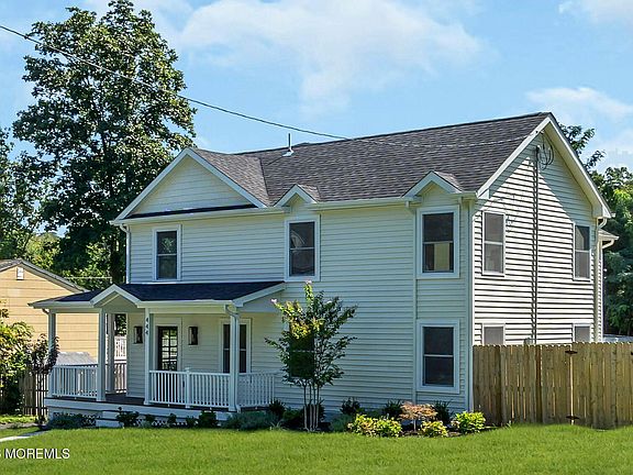 3rd image of 444 7th Avenue