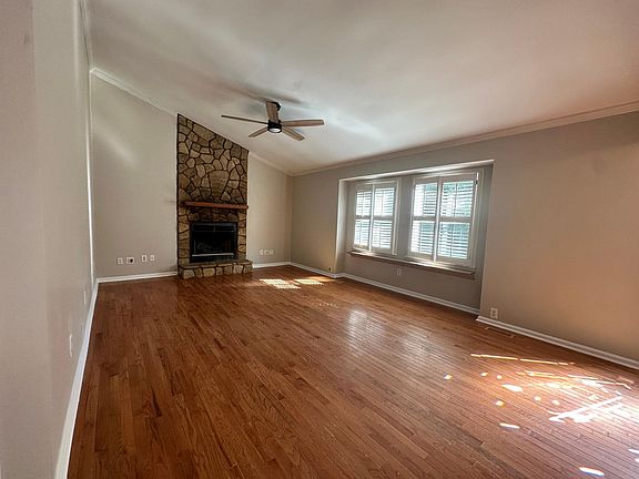 Spacious living room with vaulted ceilings