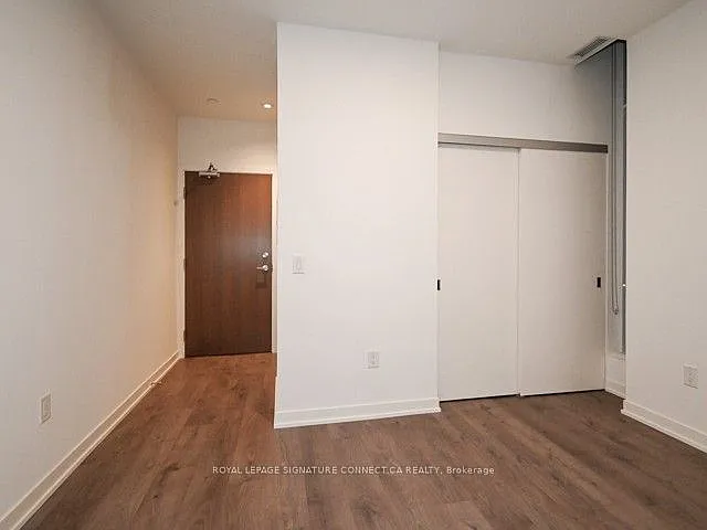 20 Richardson St #302 — Photo 6