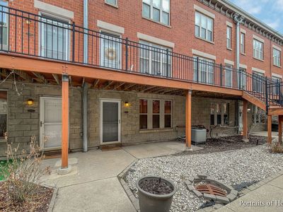 2405 W Flournoy St #A, Chicago, IL, 60612