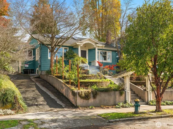 6732 1st Avenue NW, Seattle, WA 98117