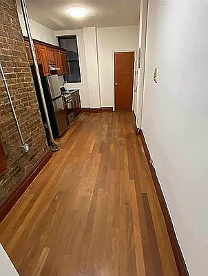 5th image of 114 E 97th St #2