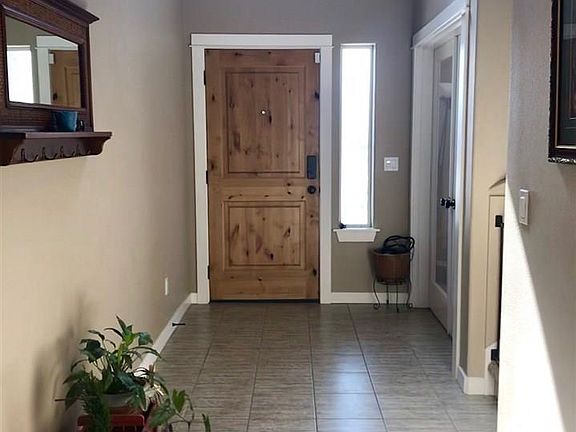 4th image of 3211 S Volland Ct
