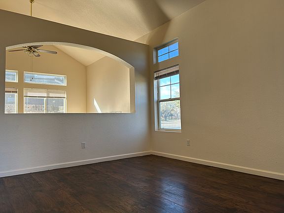 2nd image of 1756 Countrywood Ln