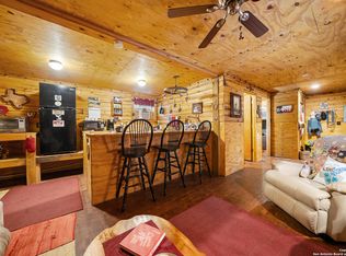 496 Cedarhill Dr., Bandera, TX 78003