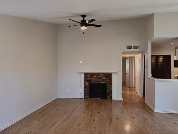 2nd image of 2523 Sunflower Dr