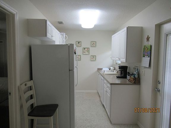 3rd image of 1301 Ocean Shore Blvd Unit 3