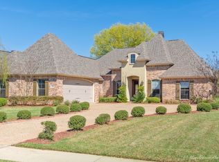 9514 Milbank Dr, Shreveport, LA 71115