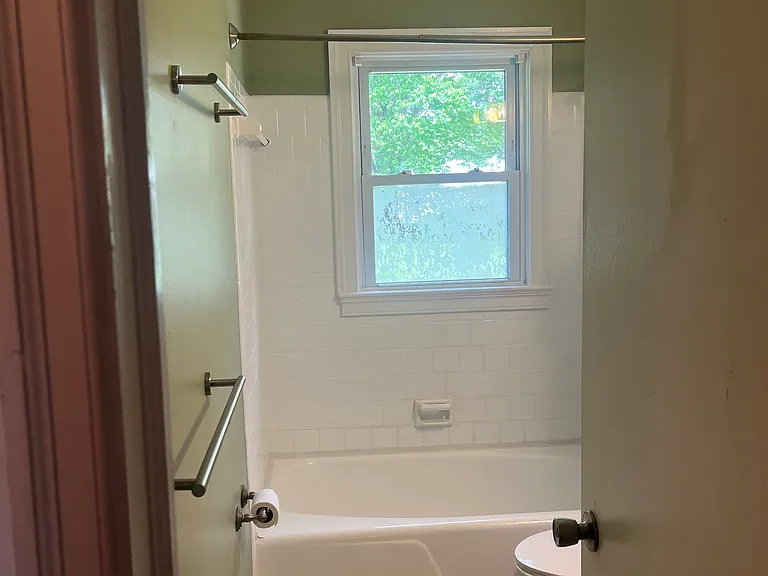 119 Stribling Ave — Photo 10