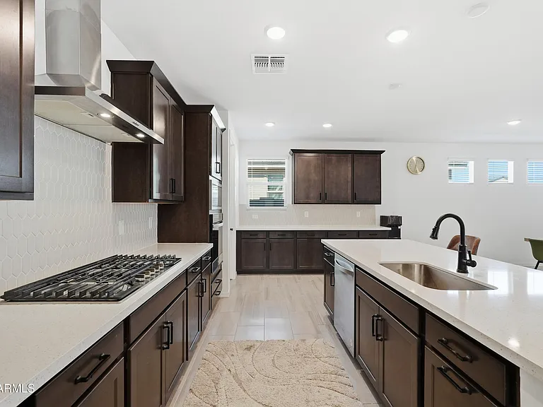 4650 W Gilbert Ct — Photo 11