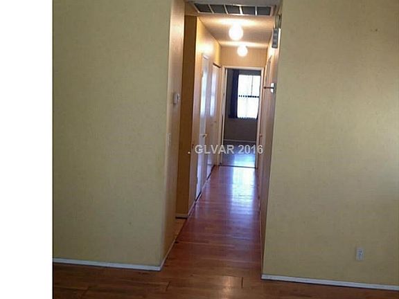 3rd image of 7340 Empress Dr