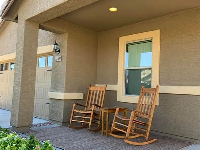 22407 W Morning Glory St — Photo 3