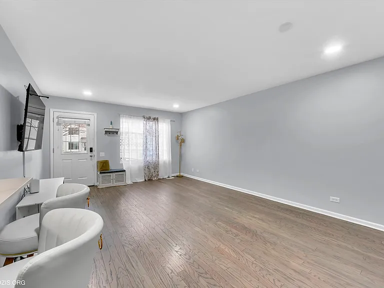 441 Yorktown Ct #441 — Photo 18