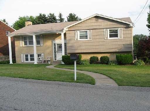 Corner lot on cul-de-sac street