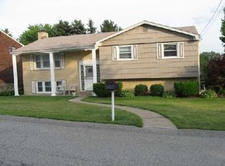 210 Maurice Ct, Pittsburgh, PA 15235