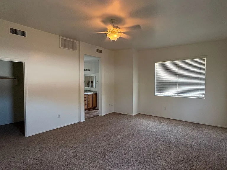 896 W Calle Estrella De Noche — Photo 16