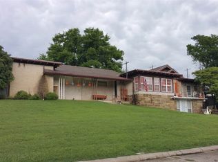 911 W 4th St, Sulphur, OK 73086