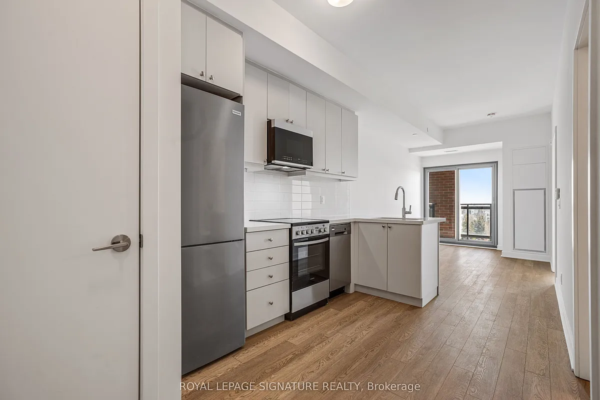 Building Photo - 51 Clarington Blvd #505