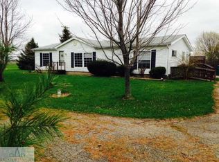 1350 E Hyde Rd, Saint Johns, MI 48879