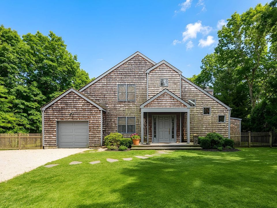 1st image of 22 Dawnwood Ln