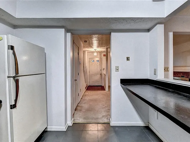 3241 Shadow Walk Ln — Photo 13